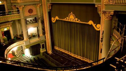a green tiered theatre