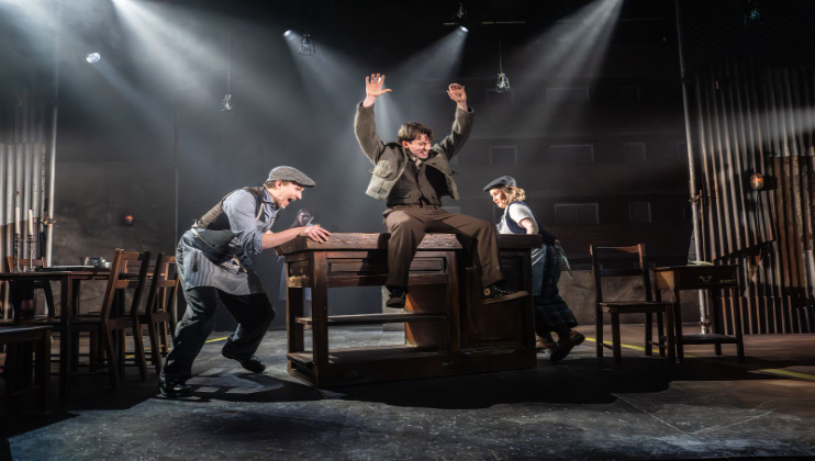 Production Image-Cable Street-credit Johan Persson