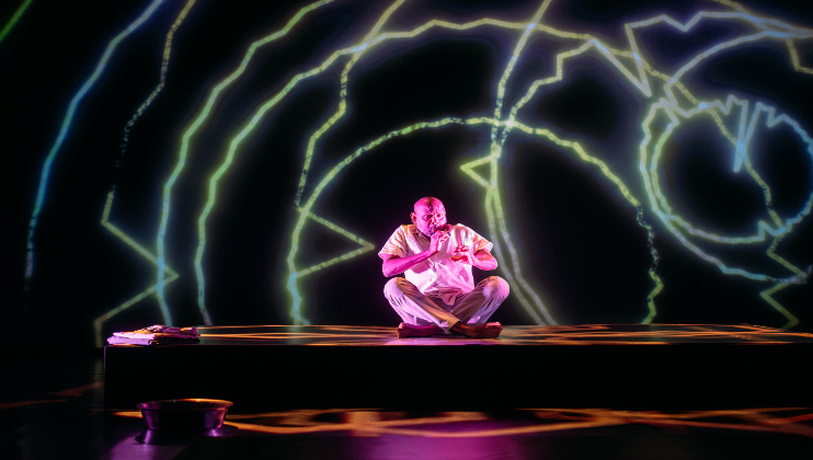 Last Rites_Ad Infinitum-image by Mihaela Bodlovic at Manipulate Arts 2024-5 Performer Ramesh Meyyappan